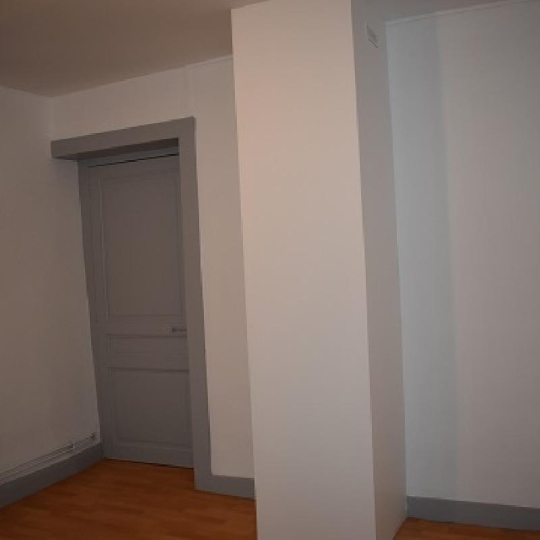  Annonces BEAUJEU : Appartement | EMERINGES (69840) | 79 m2 | 628 € 