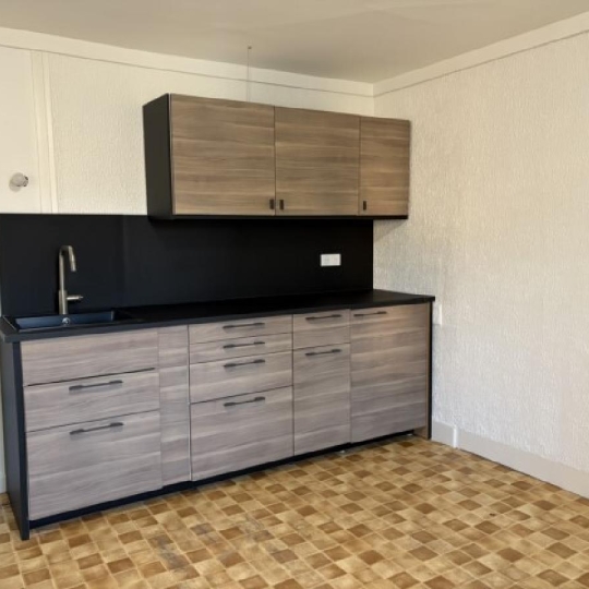  Annonces BEAUJEU : Appartement | EMERINGES (69840) | 43 m2 | 565 € 