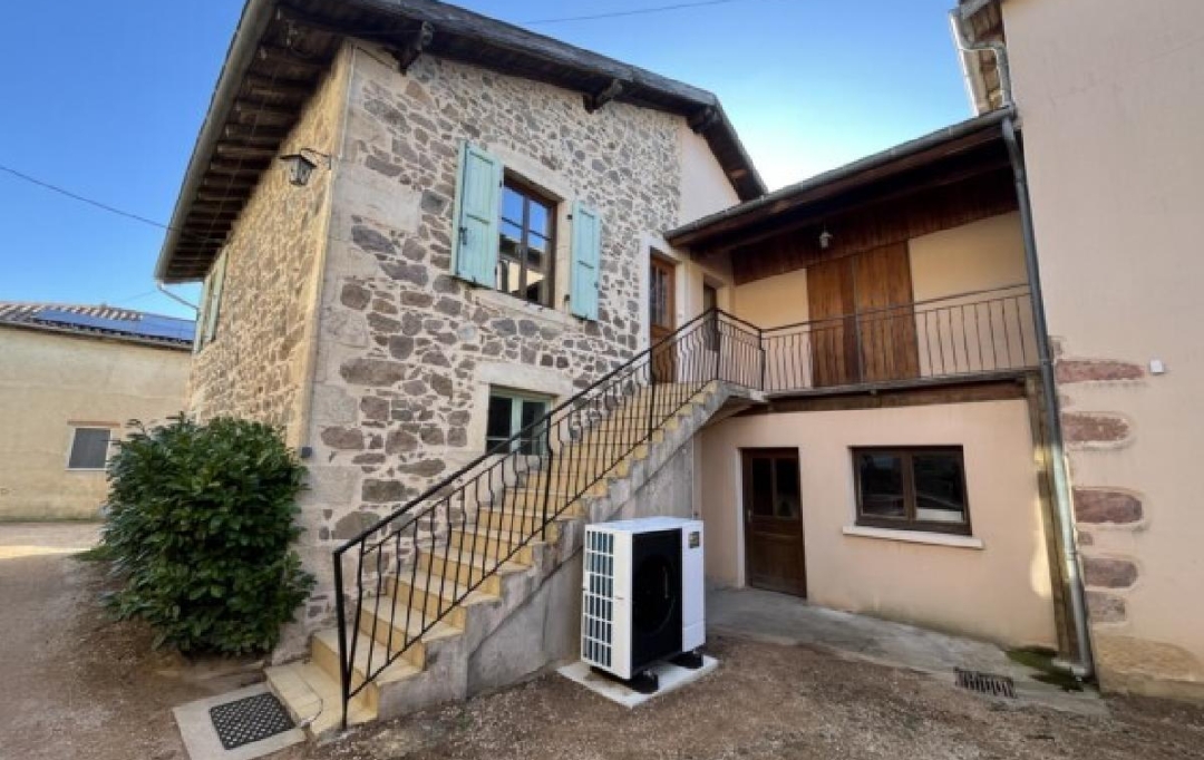 Annonces BEAUJEU : Maison / Villa | EMERINGES (69840) | 89 m2 | 635 € 