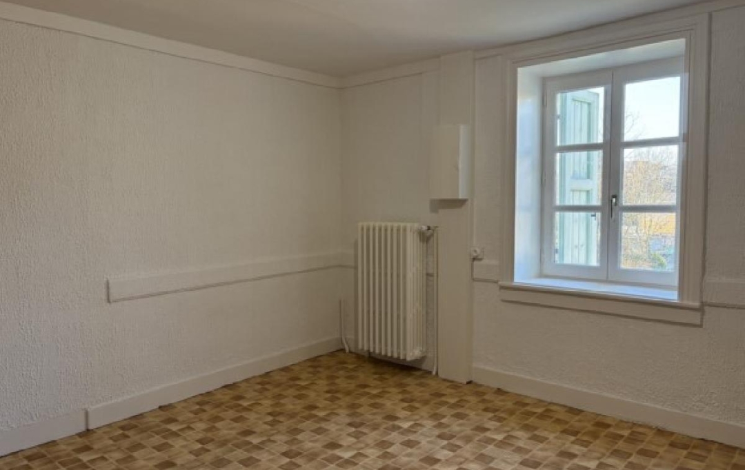 Annonces BEAUJEU : Appartement | EMERINGES (69840) | 43 m2 | 565 € 